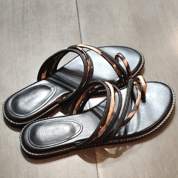 Nine West Black and Tan Women's Sandals 8.5 8 1/2 - Picture 2 of 4